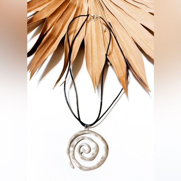 Swirl boho necklace S482 - Picture 2 of 3